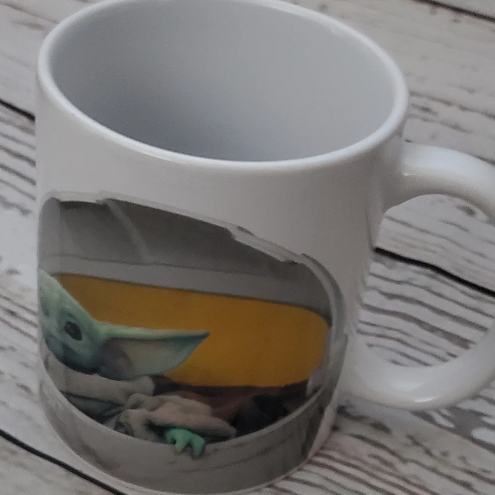 Star Wars The Mandelorian baby Yoda mug from Galerie